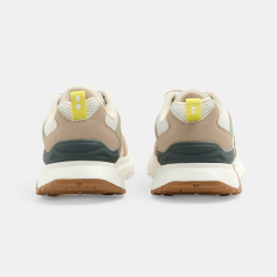 حذاء رياضي مُخصص للجري...